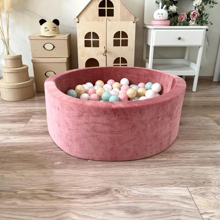 set -ballpit30x90 - Velvet Dirty Pink - white, pearl, powder pink, light mint, metallic beige.jpeg