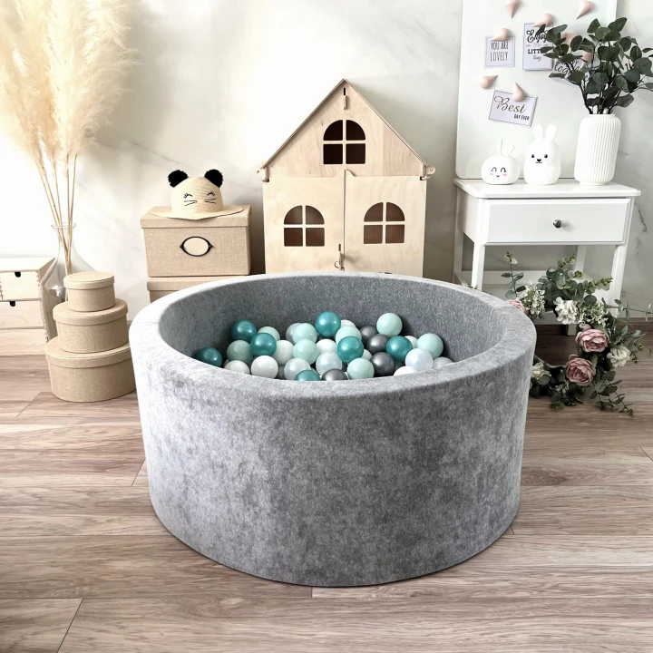 set - ballpit40x90 - Velvet Grey Melange - white, pearl, silver, light mint, metallic tourqise.jpeg