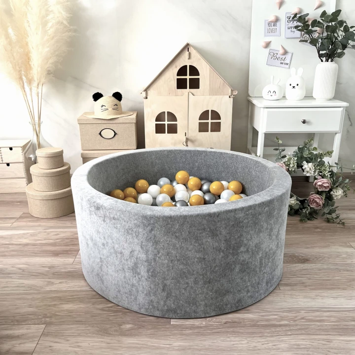 set - ballpit40x90 - Velvet Grey Melange - white, pearl, silver, mustard.jpeg