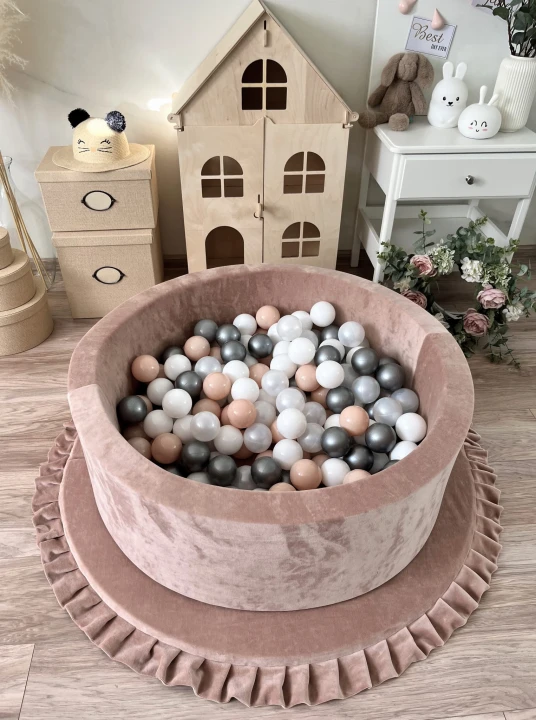 Velvet foldabe  playmats beige-round 4.jpeg