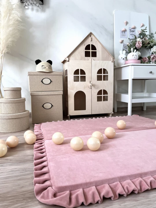 Velvet foldabe  playmats pink-square 3.jpeg