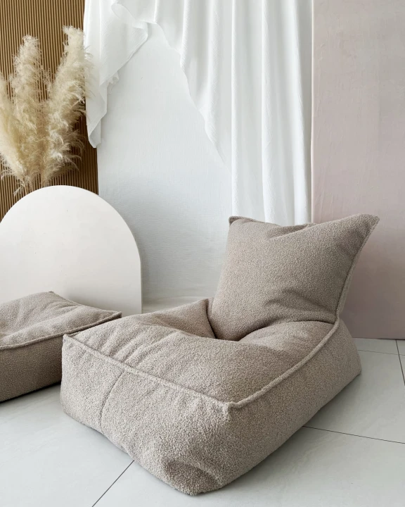 pufa sako beżowa dla dziecka.jpeg