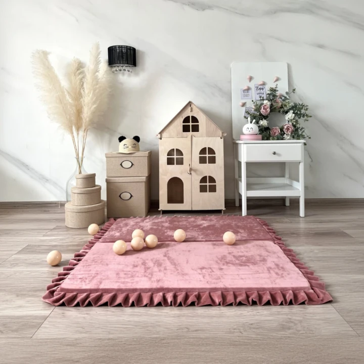 Velvet foldabe  playmats dirtypink-square 1.jpeg