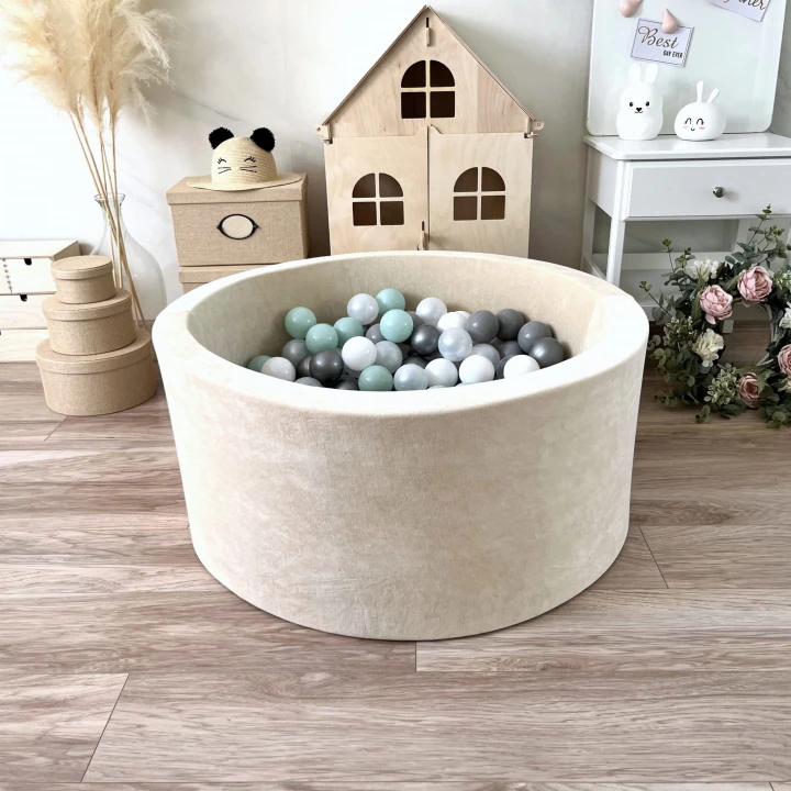 set - ballpit40x90 - Velvet Creme - white, pearl, grey, silver, light mint.jpeg