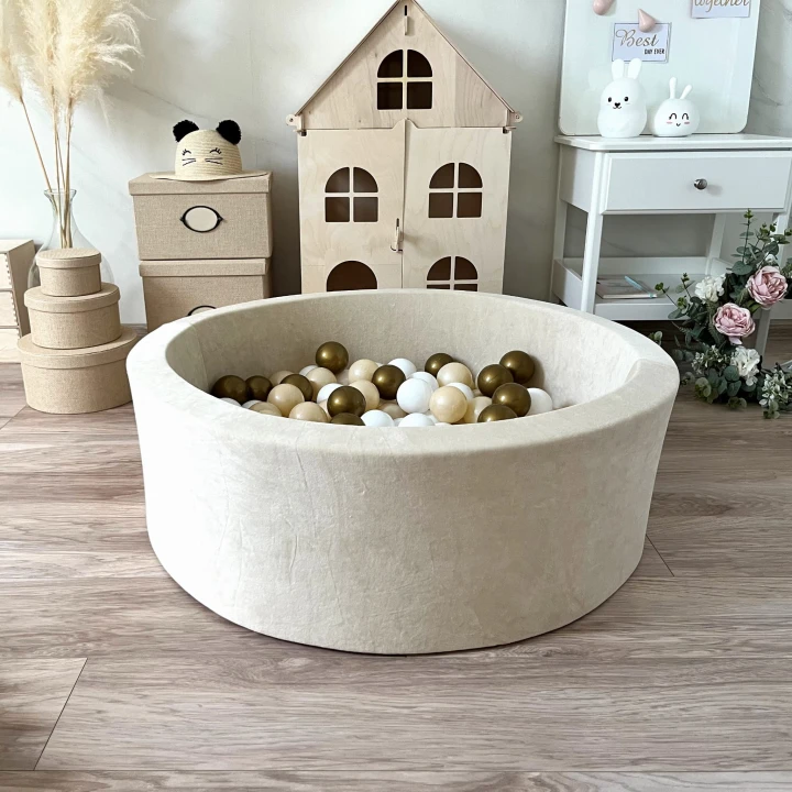 basen z kulkami hit- Velvet Creme - biały metaliczny beż złoty.jpeg