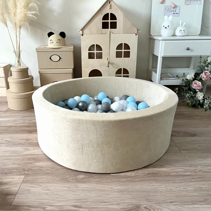 niebieski basen dla chłopca - Velvet Creme - biały, perła, szary, srebrny, błękit.jpeg